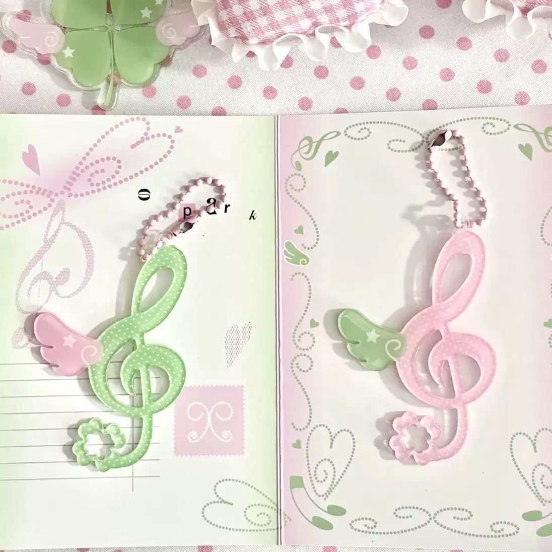Music note keychain